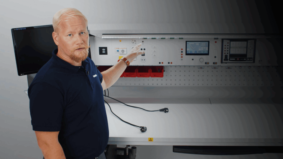 CENTRiCAL calibration bench - Power supply