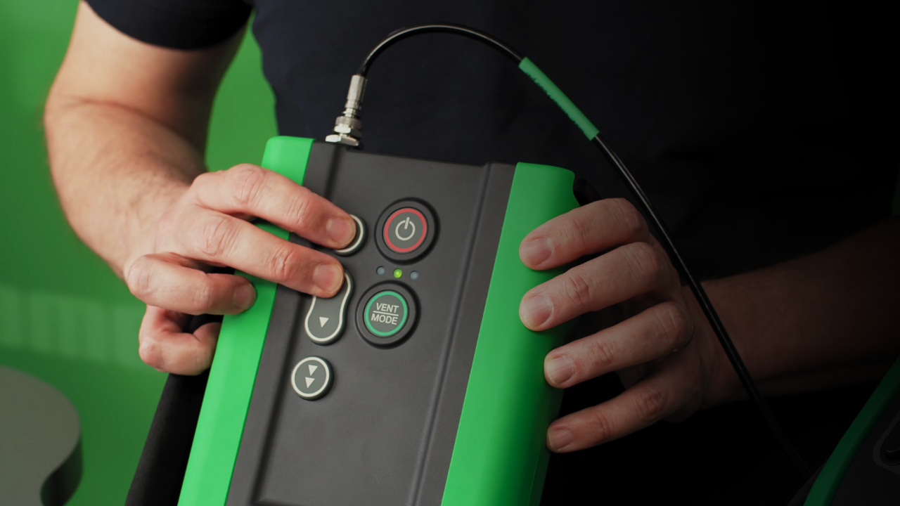Beamex ePG Electric Pressure Pump and Controller