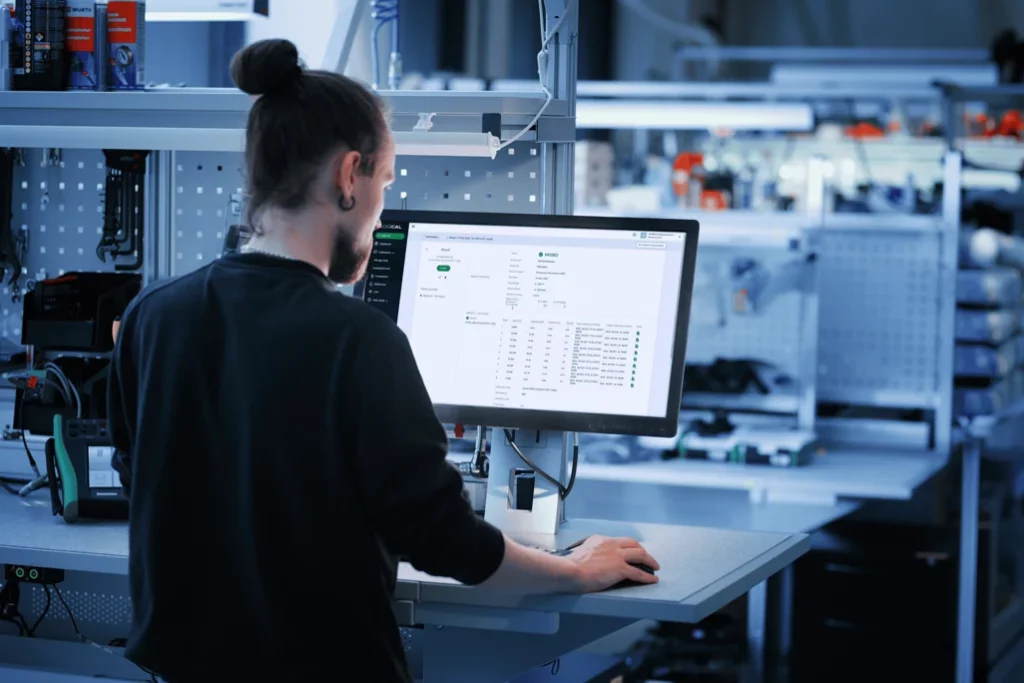 Governing calibration software - Explore better ways to analyze, standardize, and manage calibration systems as part of your IT landscape.